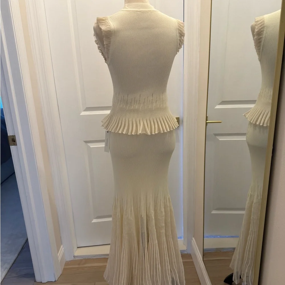 COMMENSE TOP AND SKIRT CREAM SET MEDIUM - Picture 6 of 14